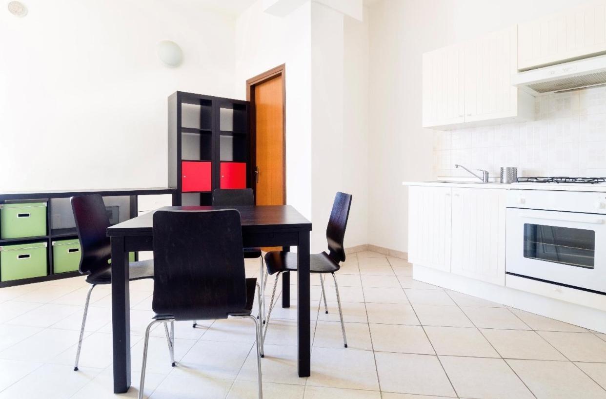 Cozy 55-M2 Flat Close To The Countryside In Нарни Екстериор снимка