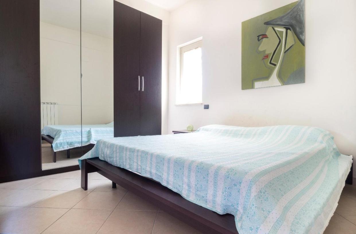 Cozy 55-M2 Flat Close To The Countryside In Нарни Екстериор снимка