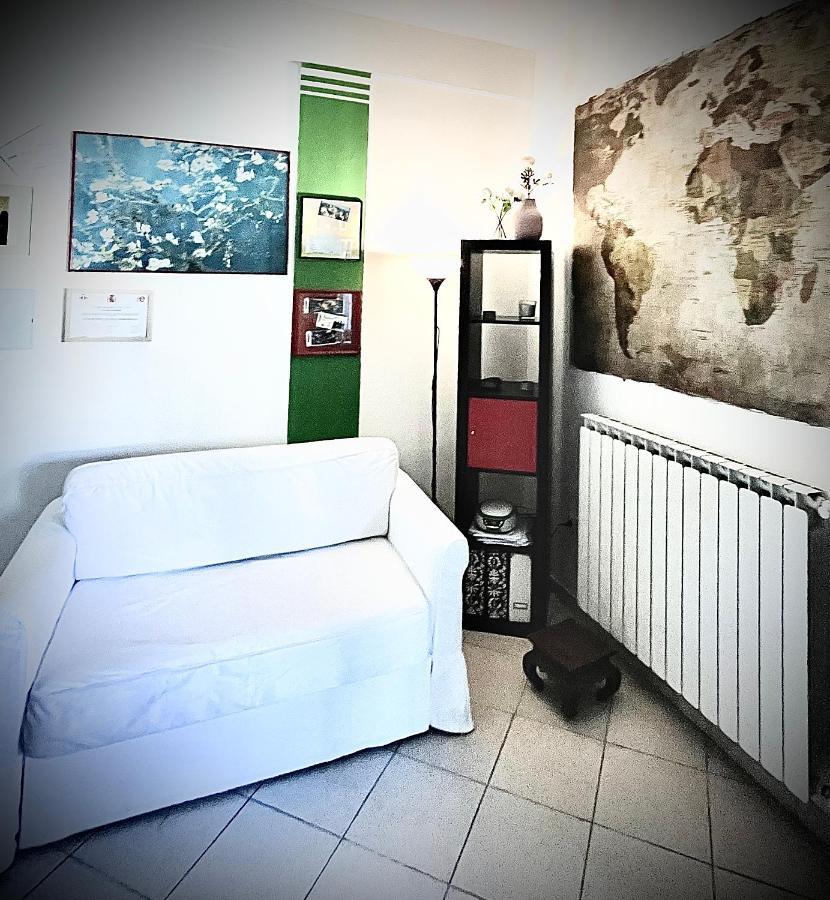 Cozy 55-M2 Flat Close To The Countryside In Нарни Екстериор снимка